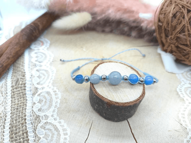 Bracelet fin bleu aventurine bleue et inox