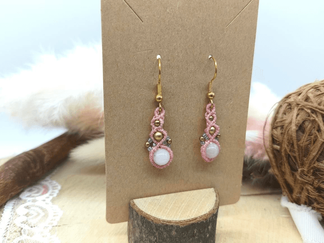 Boucles d&#039;oreilles perles laiton, perles miyuki et perles quartz rose 