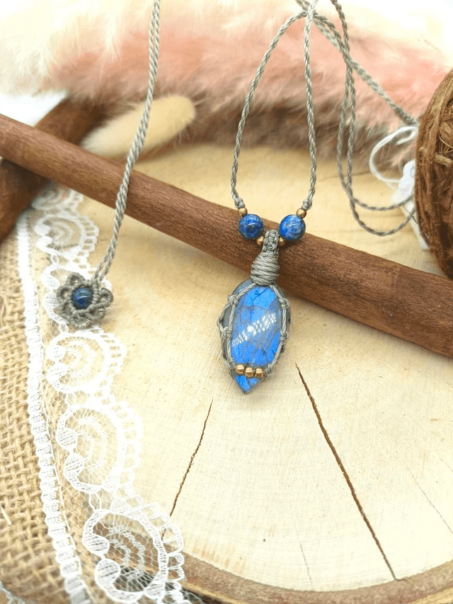 Collier pendentif labradorite perles lapis lazuli